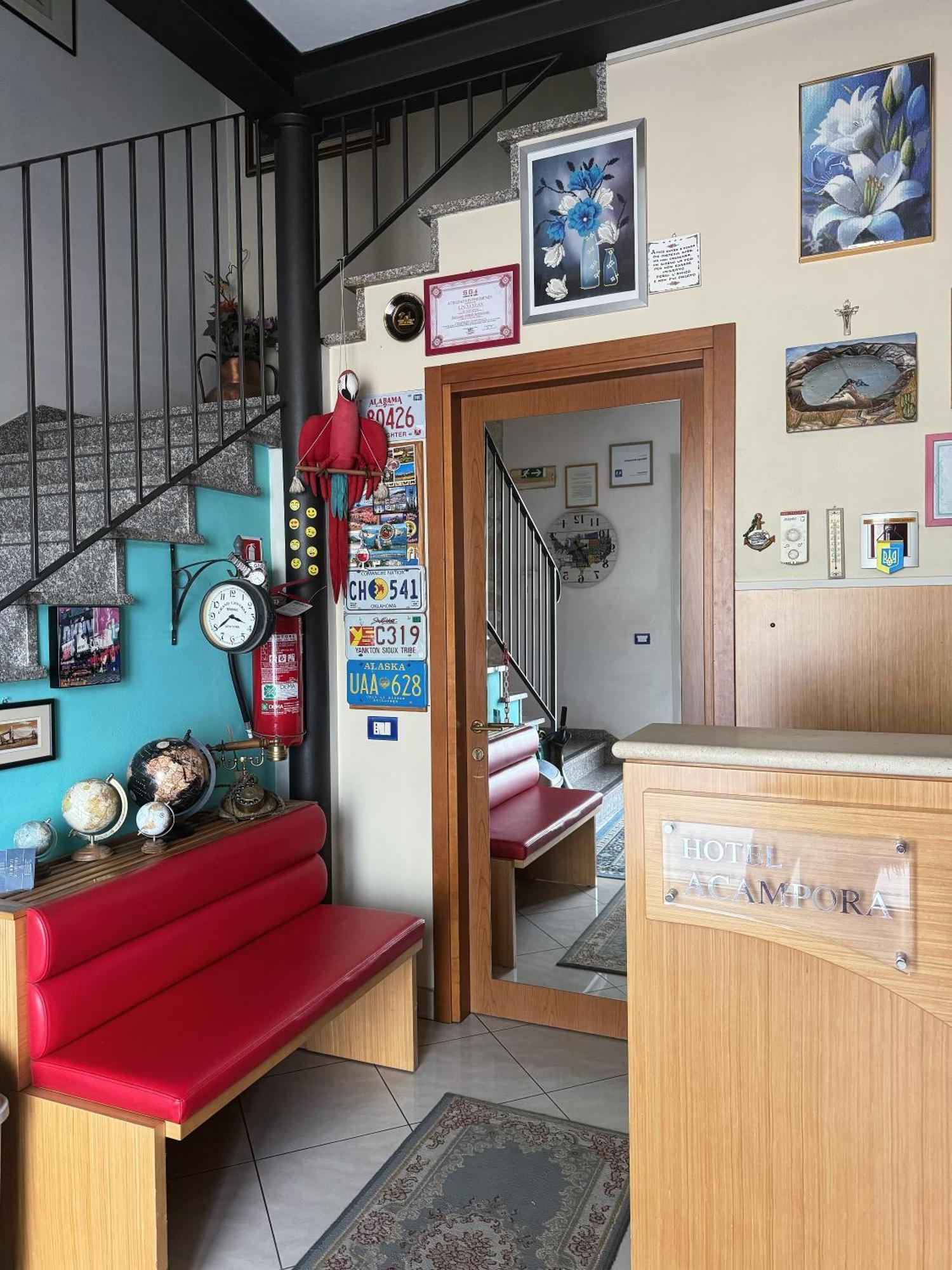 Acampora Hotel 2*