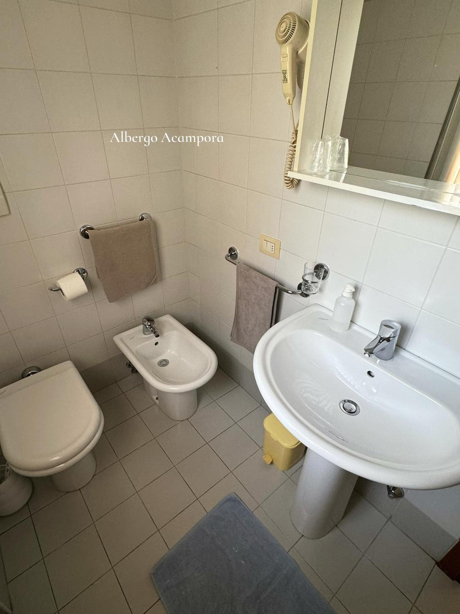 Acampora Hotel 2*